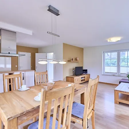 Haus 136, Wacholderweg 7